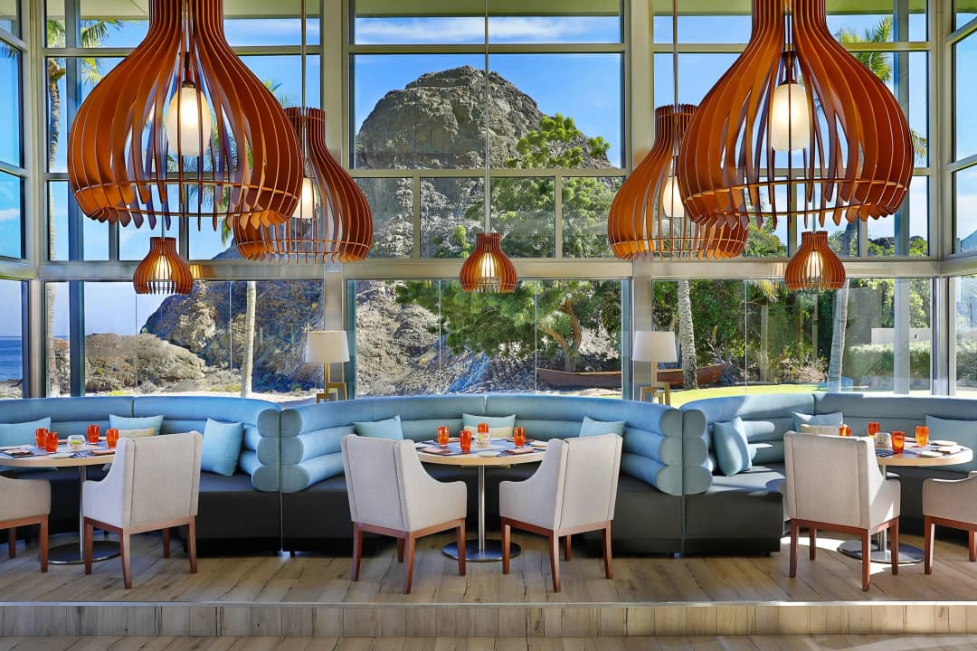 Al Bustan Palace