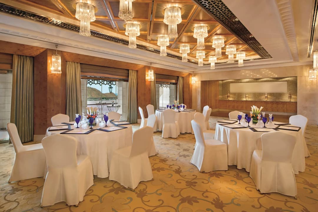 Al Bustan Palace