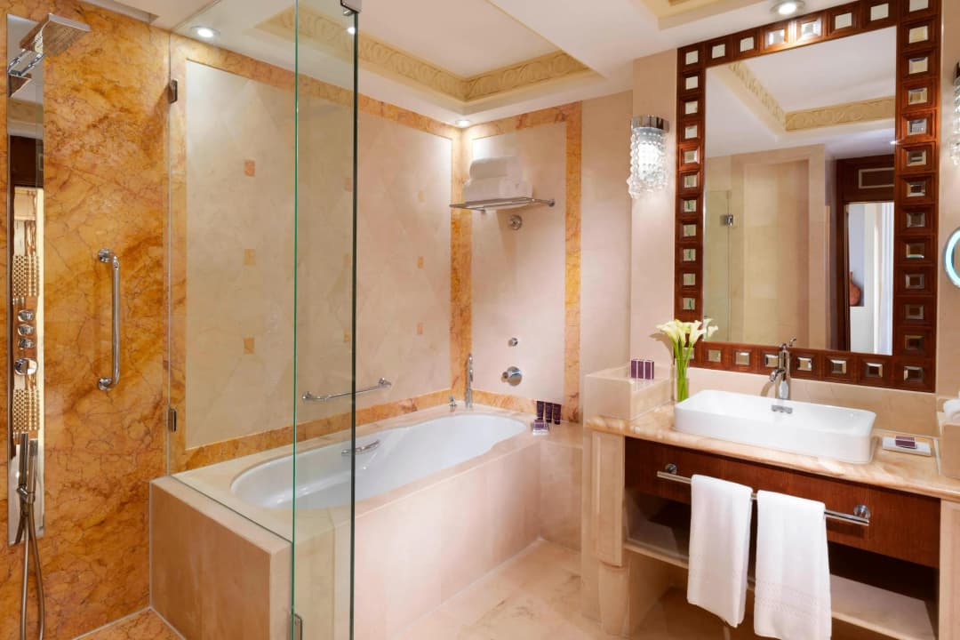 Al Bustan Palace