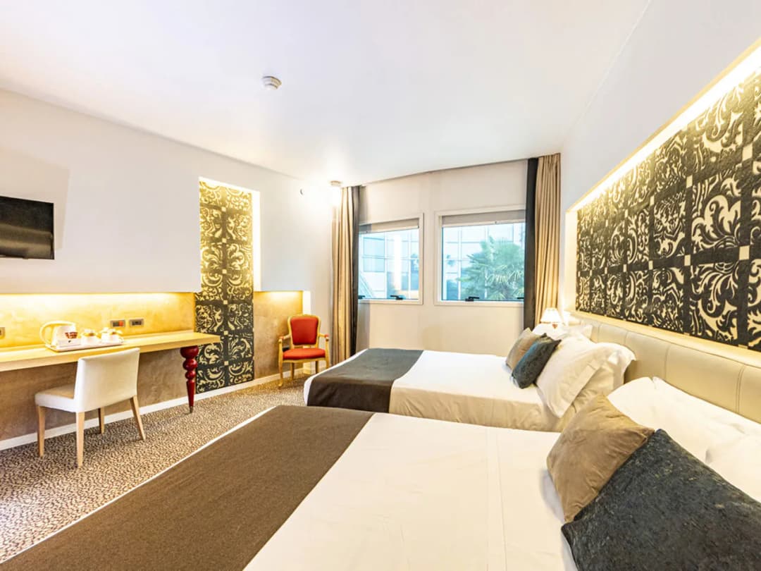 Antony Palace Hotel