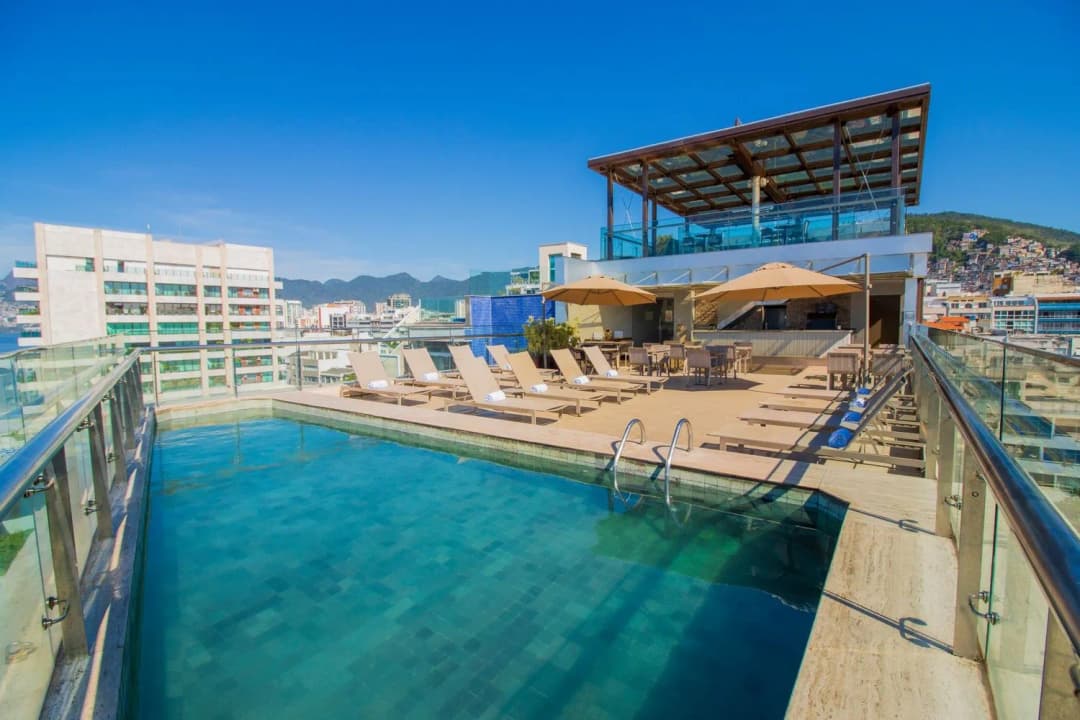 Arena Leme Hotel