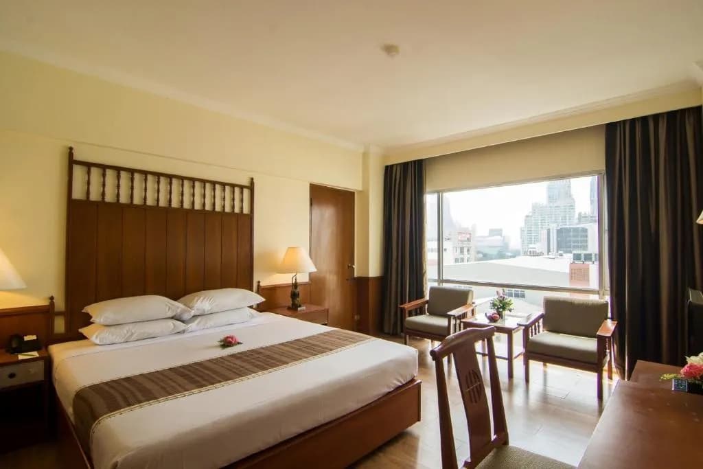 Bangkok Palace