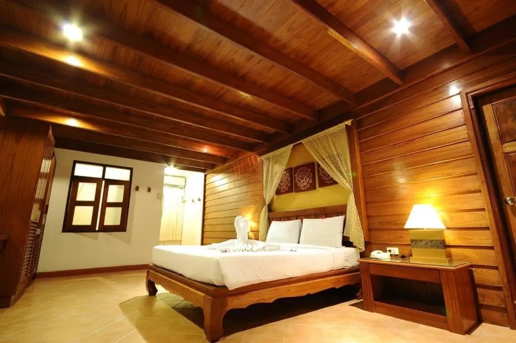 Bel Aire Hotel