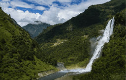 Scenic Drive from Bhalukpong to Dirang