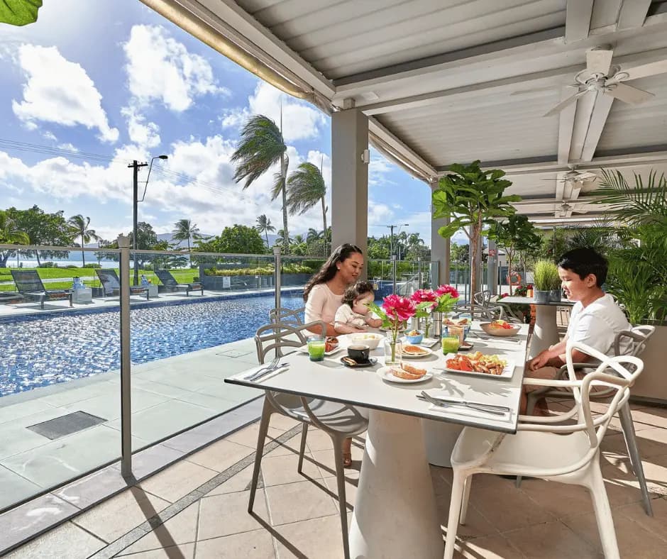Cairns Harbourside Hotel