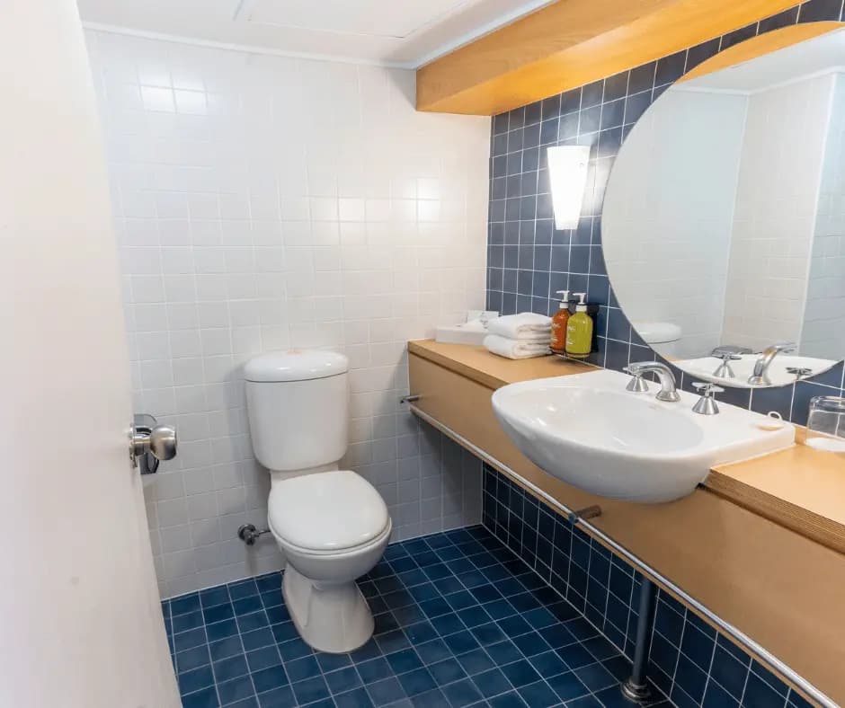 Cairns Harbourside Hotel
