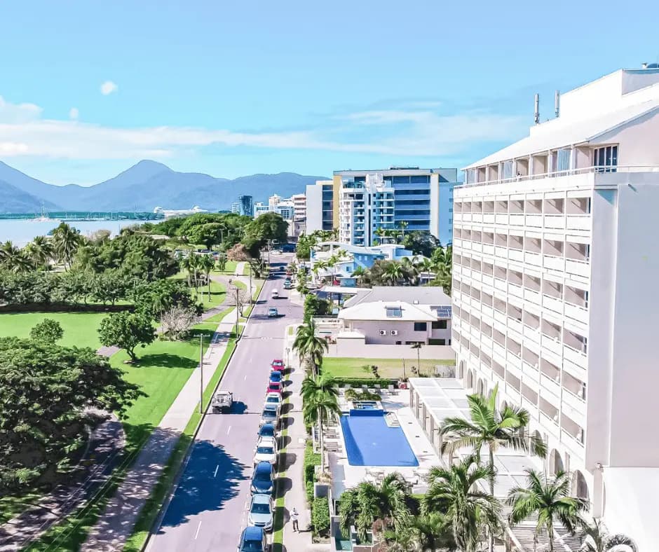 Cairns Harbourside Hotel