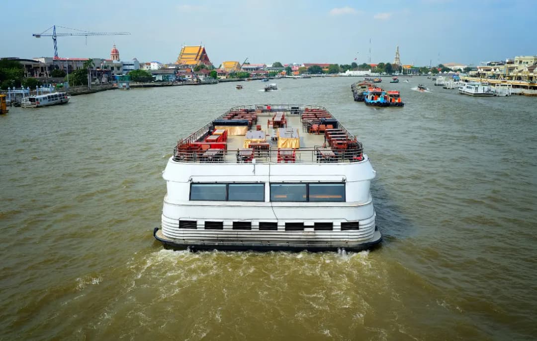 Chao Phraya River Dinner Cruise