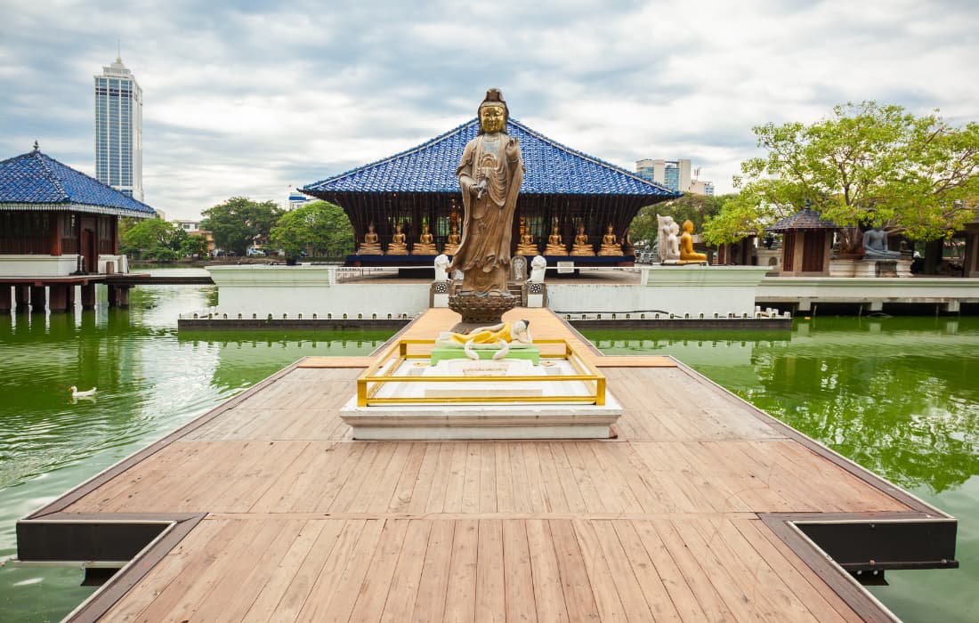Gangaramaya Temple