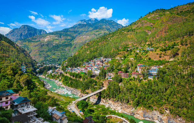 Drive from Narkanda to Chitkul