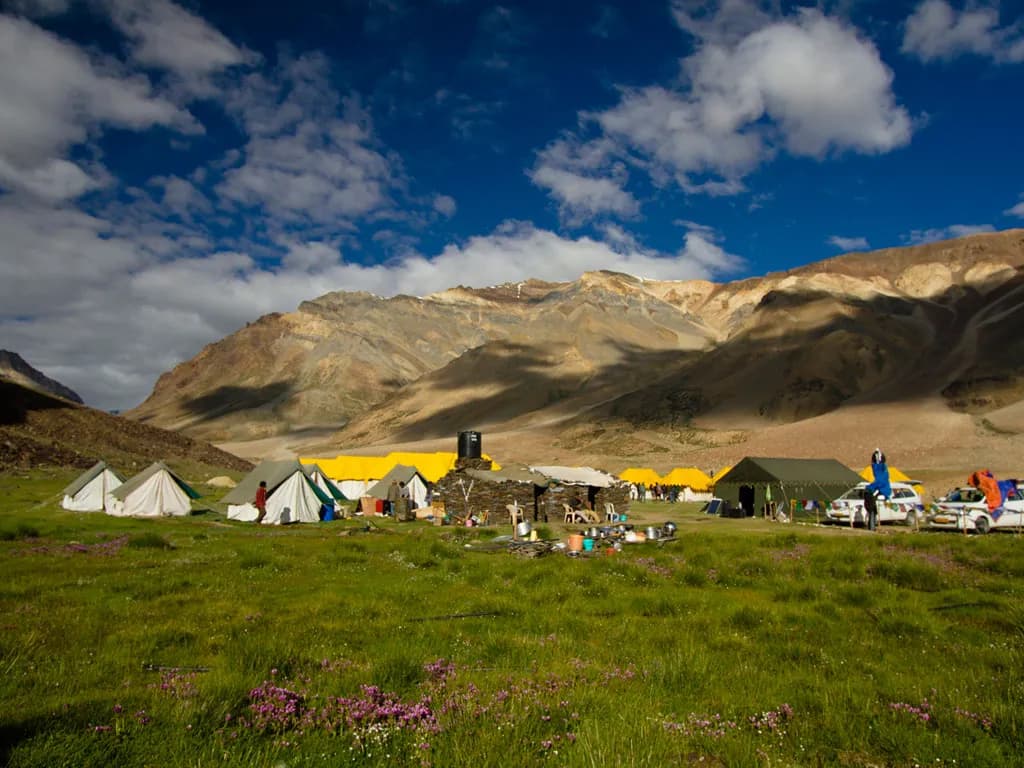 Dorje Camps Sarchu