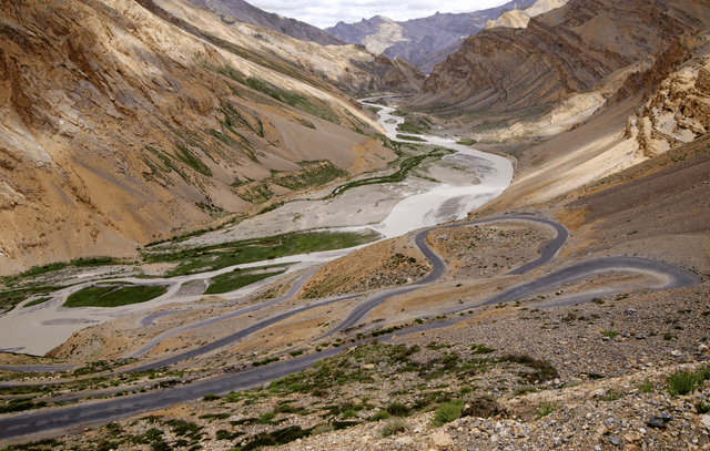 Journey from Sarchu to Manali