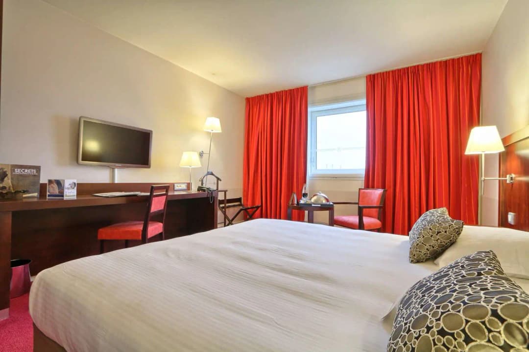 Golden Tulip Cdg - Holidays Selections Fd