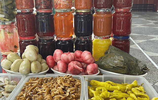 Green Bazaar and Rakhat Chocolate Shop Tour
