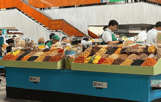 Green Bazaar and Rakhat Chocolate Shop Tour
