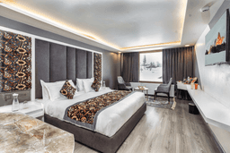 Hill Top Hotel