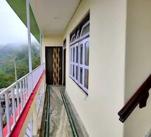 Hotel Snow View On Cloud Nine