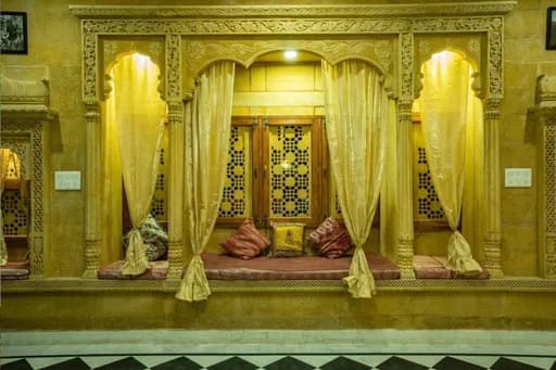 Hotel Golden Rock Jaisalme