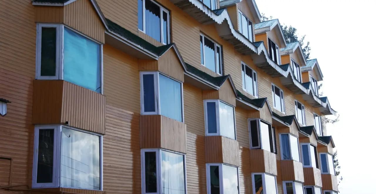 https://cdn.fullontravel.com/Hotel Zahgeer