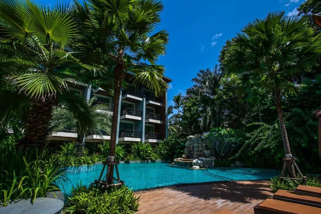 Hula Hula Krabi