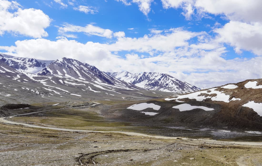 Baralachala Pass
