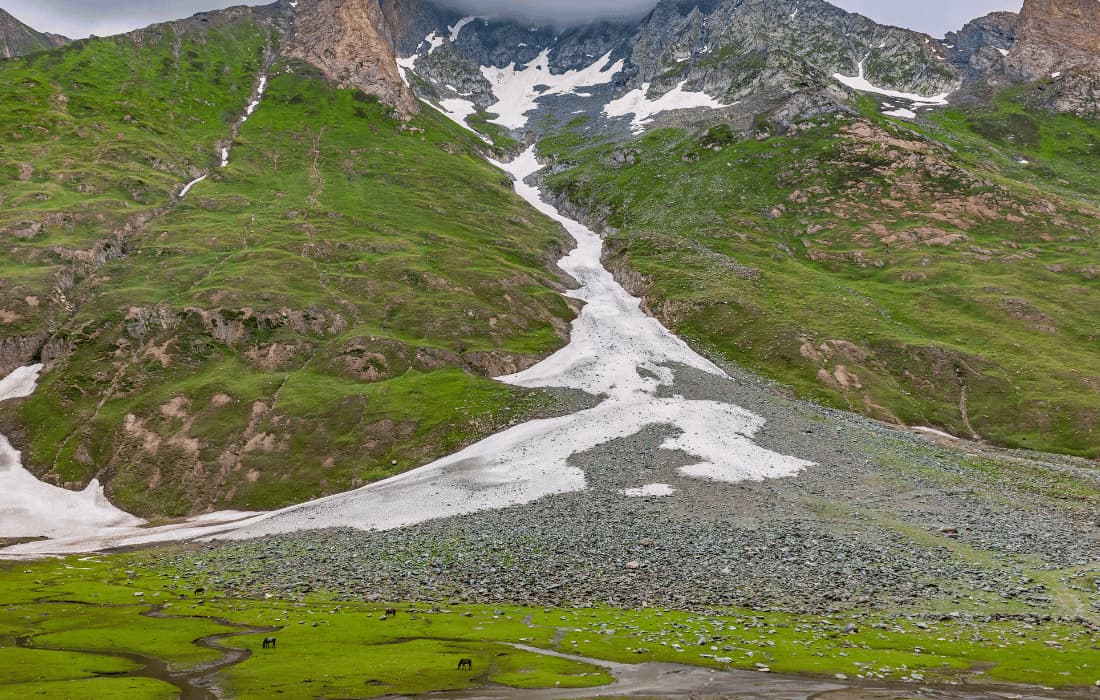Glacier on the way to Srinagar