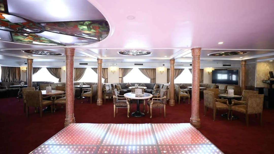 M/S Royal
