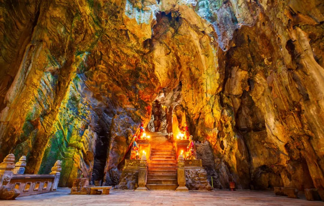 Marble Mountain Cave