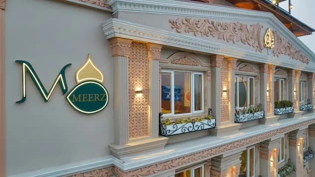 Meerz Hotel