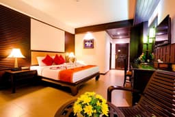 Nipa Resort
