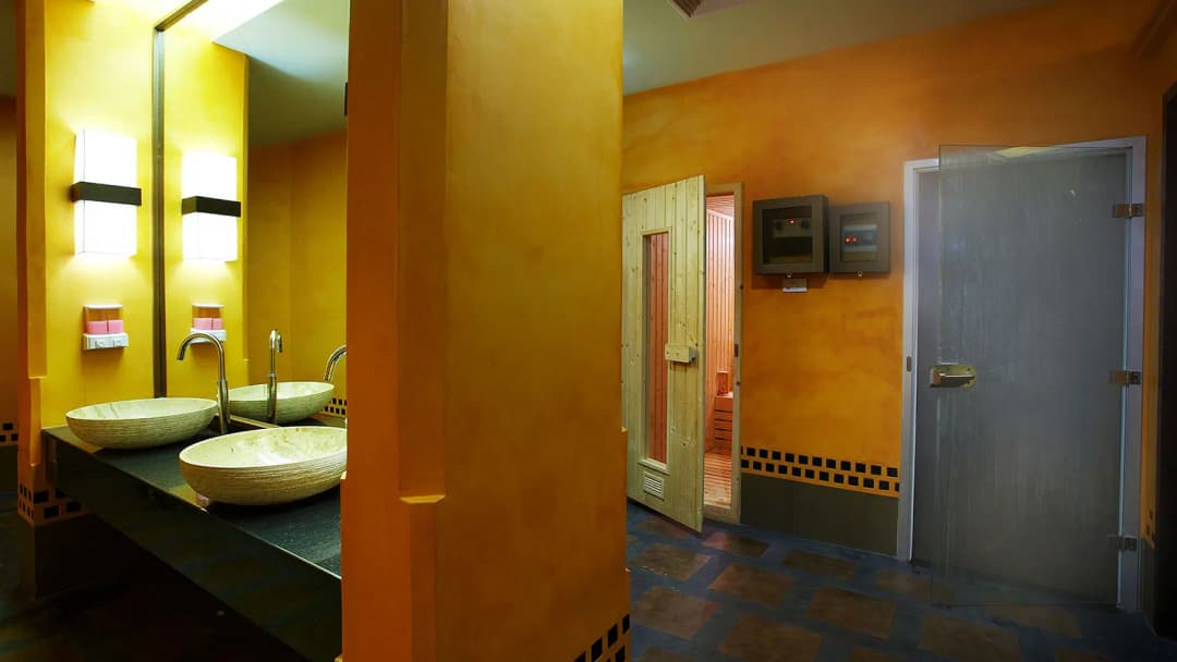 Nora Buri Resort