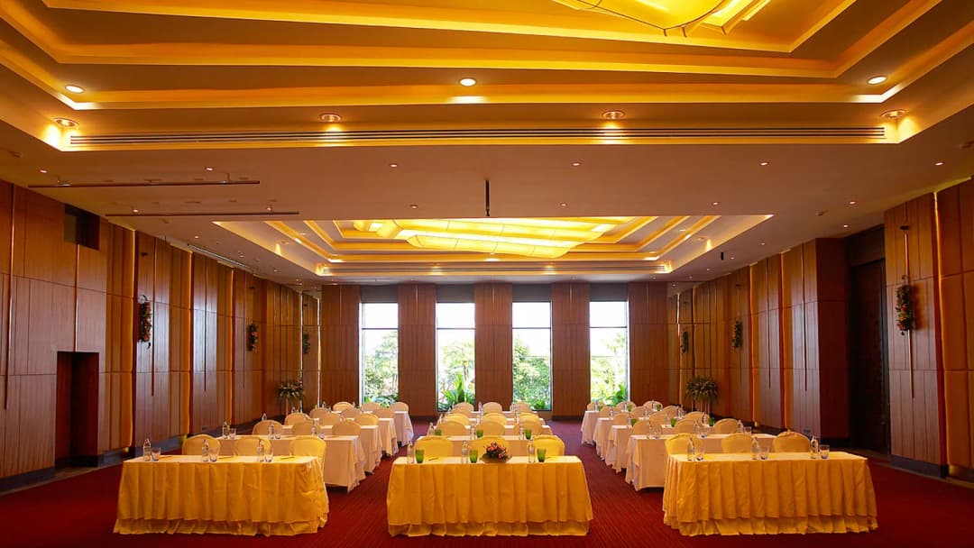 Nora Buri Resort