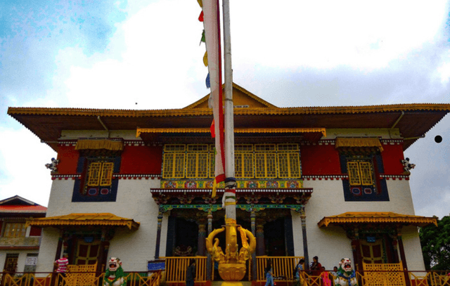 Sightseeing in Pelling