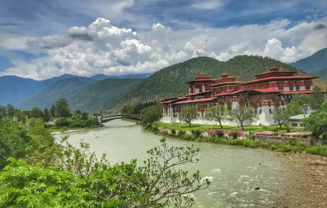 Punakha Sightseeing Tour