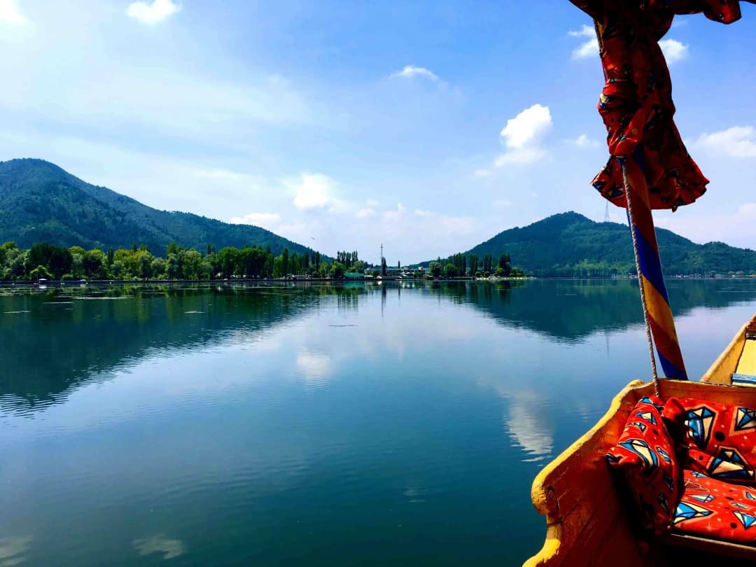 Shikara ride in Srinagar