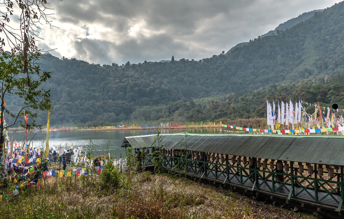 Khecheopalri Lake