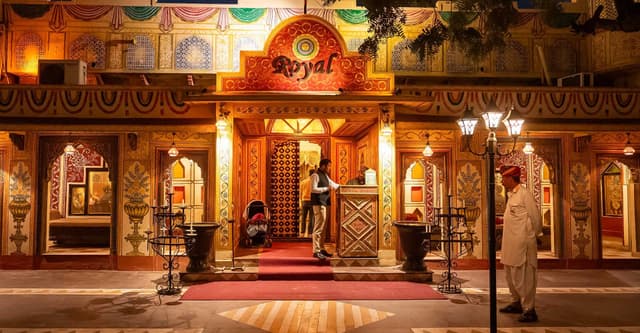 Jaipur Forts Tour with Jal Mahal & Birla Mandir