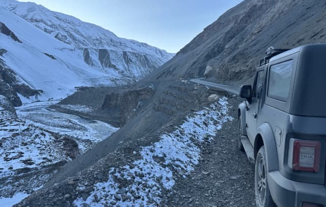 Drive from Tabo to Kaza