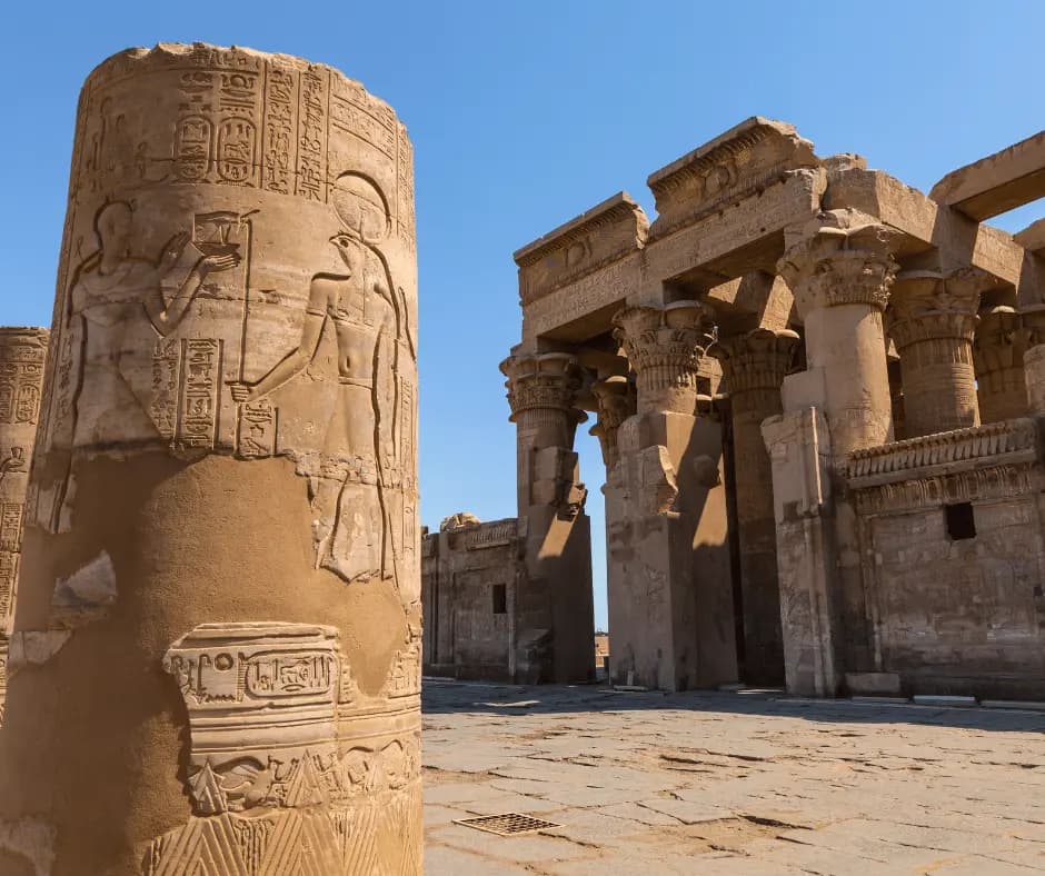  Kom Ombo Temple