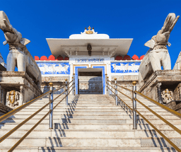 City Palace Visit & Rayta Hills Excursion