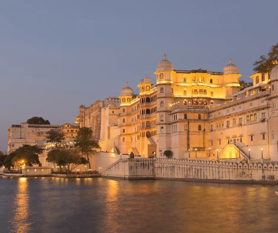 Udaipur (City of Lakes)