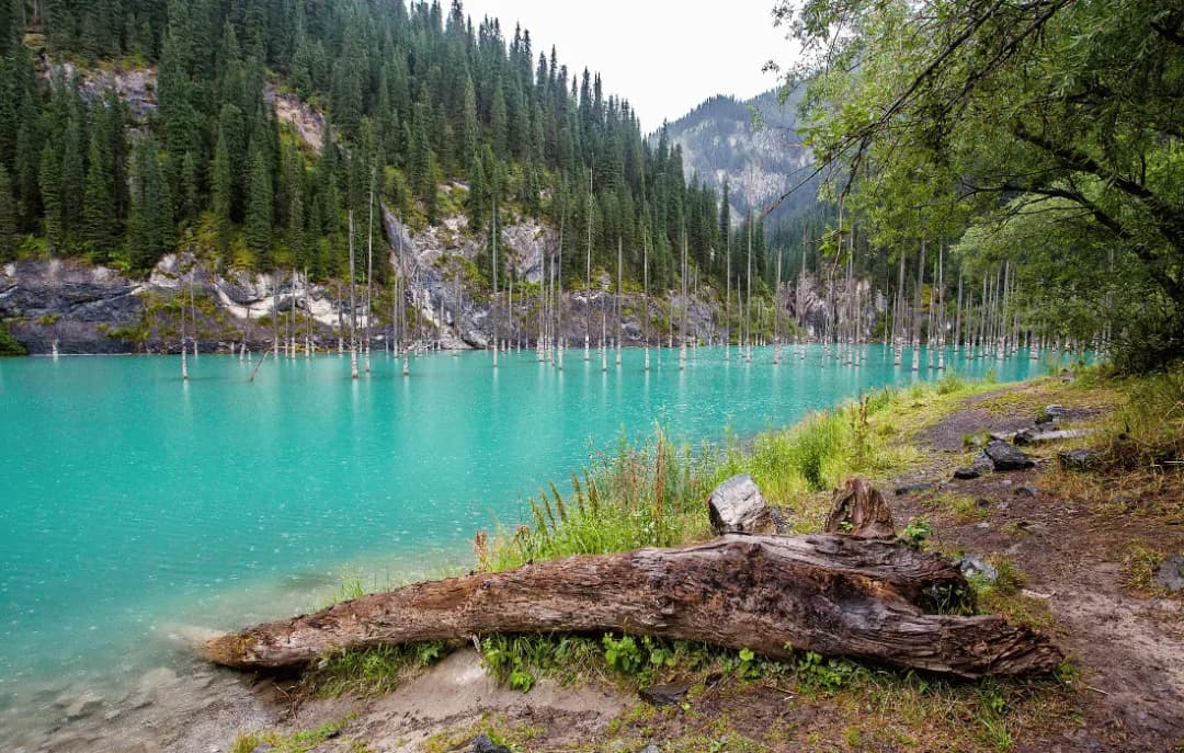 Kaindy Lake