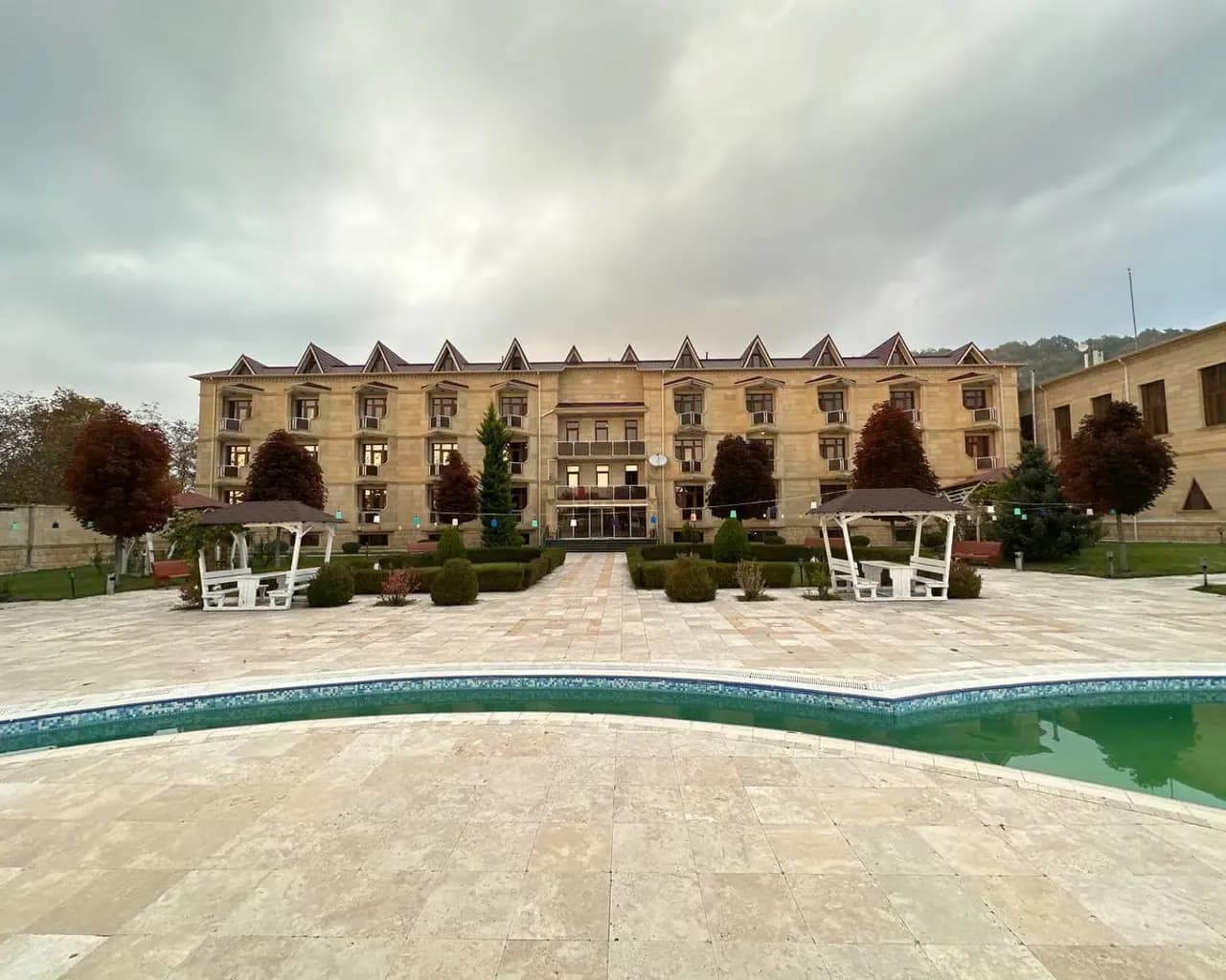 Yeddi Gozal Hotel