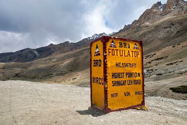 Journey from Leh to kargil